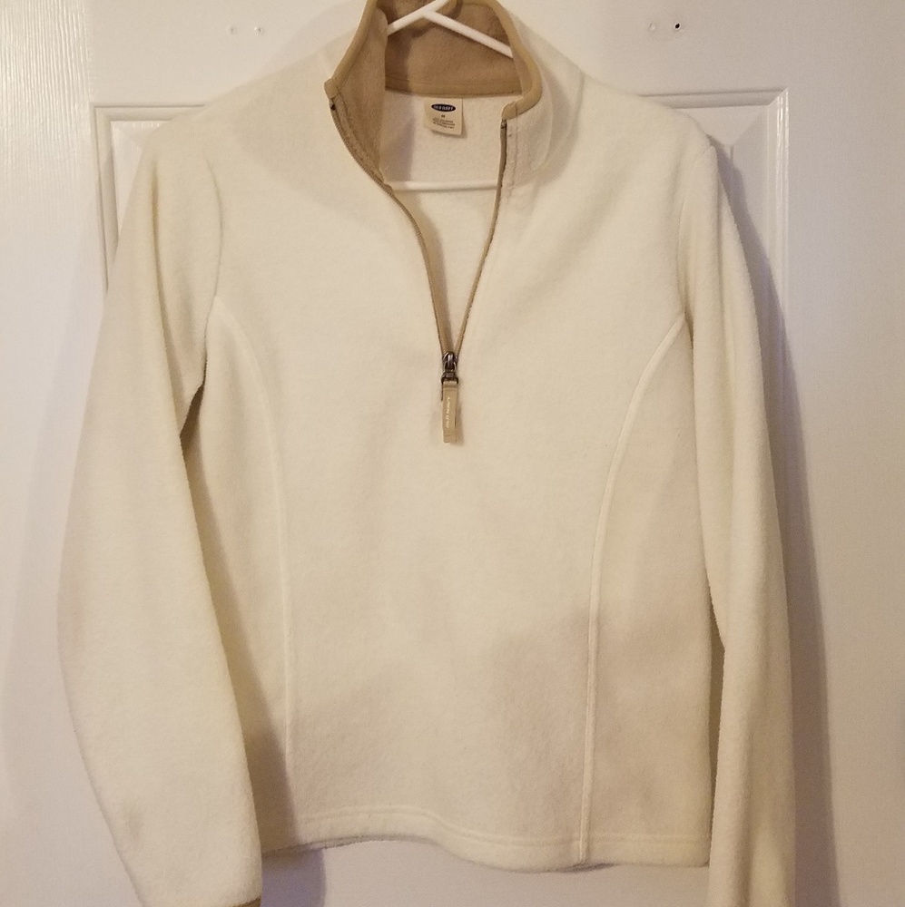 Old Navy Fleece. Size M. Used, good condition.